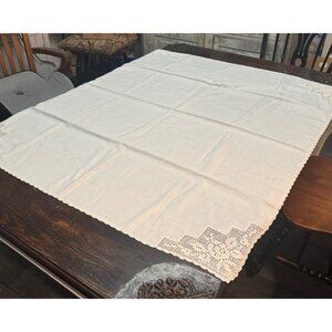 Vintage White Lace-Trimmed Linen Tablecloth Decorative Pattern 48 X 42